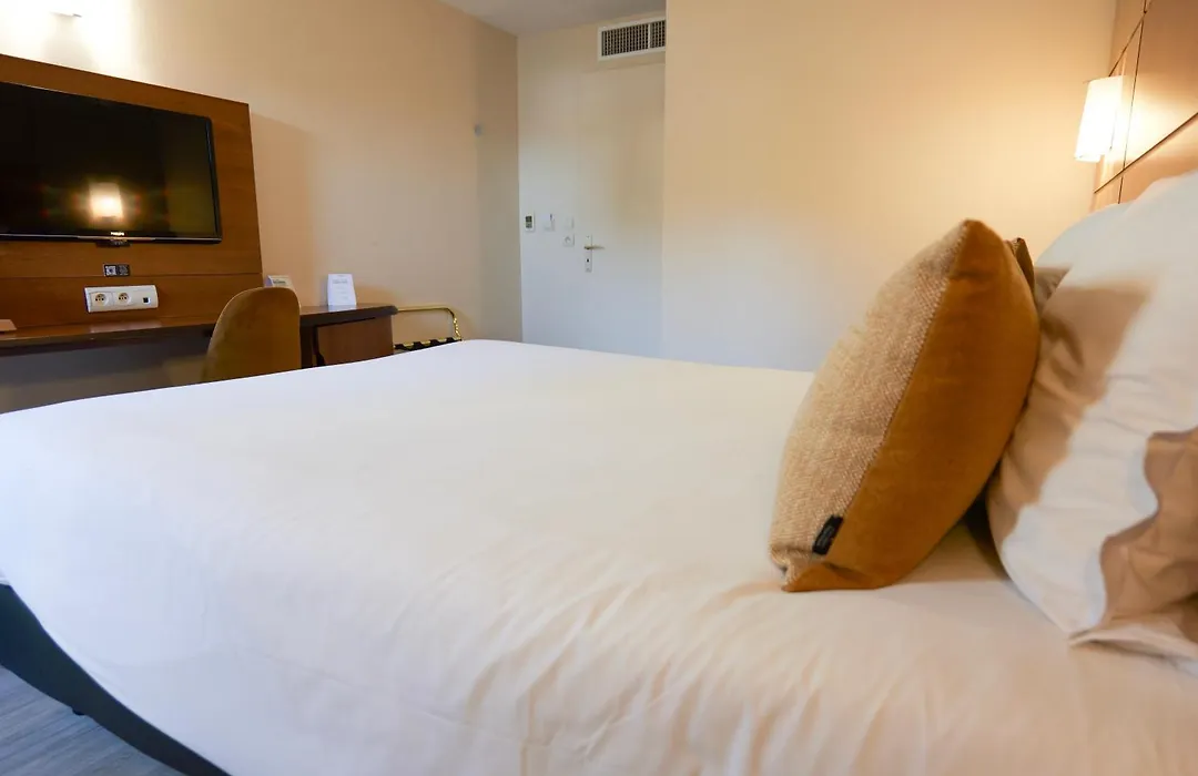 Hotel Le Kennedy, Clermont-Ferrand, The Originals Relais-1